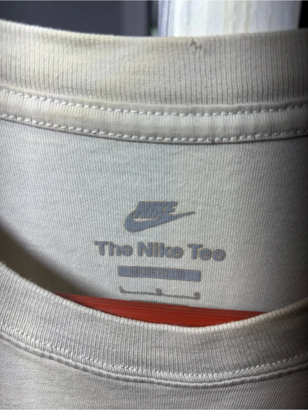 Nike International T-shirt Mens Large Short Sleeve Graphic Retro White Logo